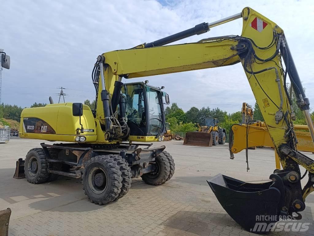 CAT M 322 D Колесни екскаватори