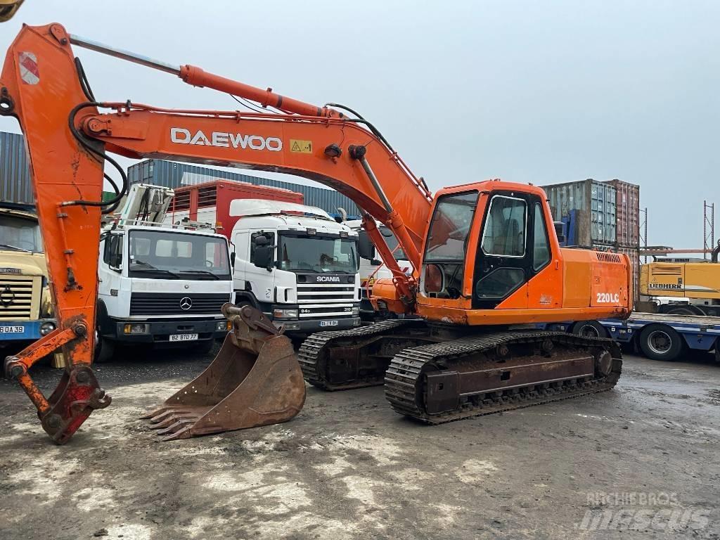 Daewoo Solar 220 LC Верижен екскаватор