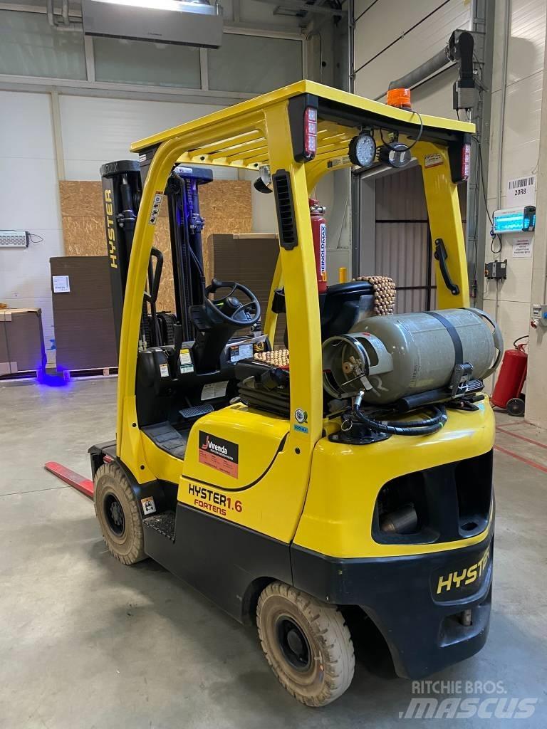 Hyster H1.6FT Камиони с АГУ