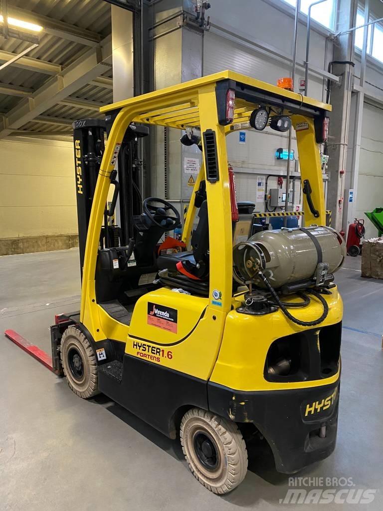 Hyster H1.6FT Камиони с АГУ