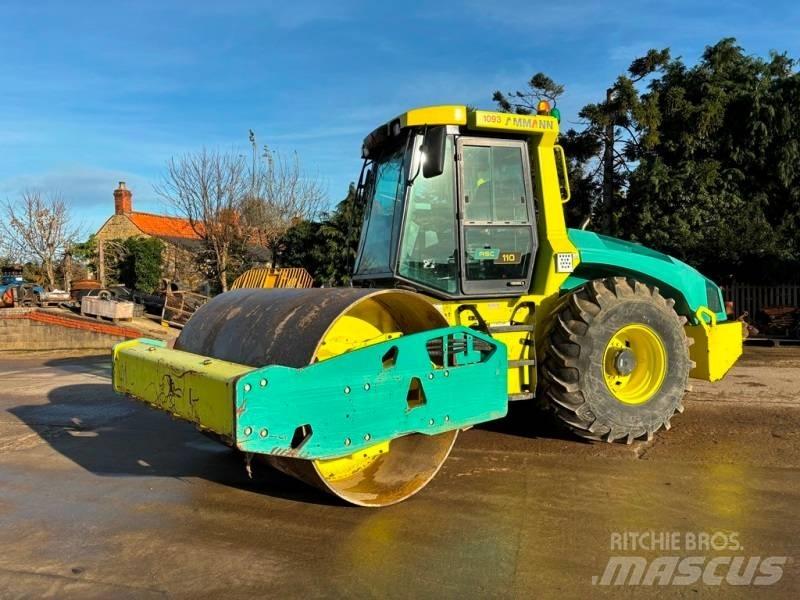 Ammann ASC 110 Еднобарабанни ролки
