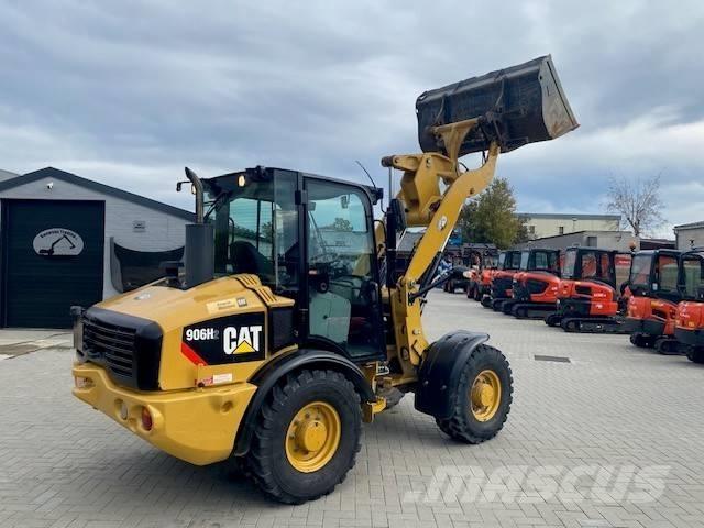 CAT 906 H 2 Колесни товарачи
