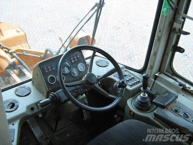Hyundai HL740-3 Колесни товарачи