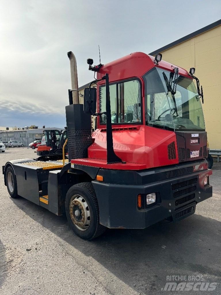 Kalmar T2 Валачещи камиони