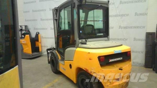 Jungheinrich DFG 430 Дизелови камиони