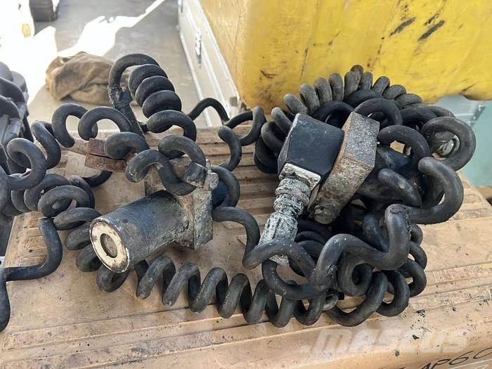 CAT AP 500E Машини за асфалт