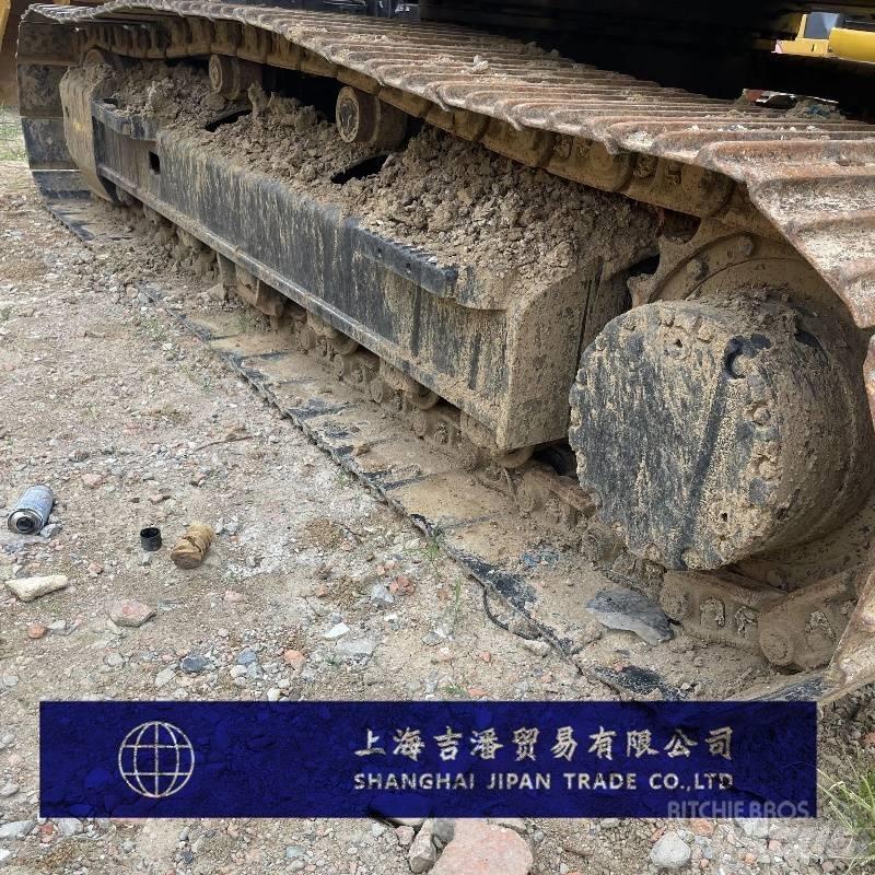 CAT 315 D Средни екскаватори 7т - 12т