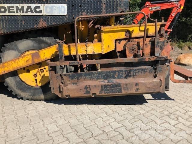 Demag DF 10 Машини за асфалт
