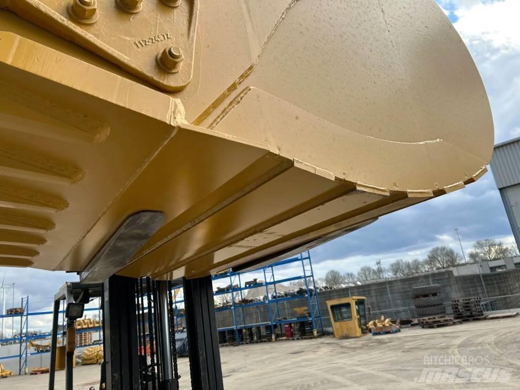 CAT 349D2 - UB Кофи