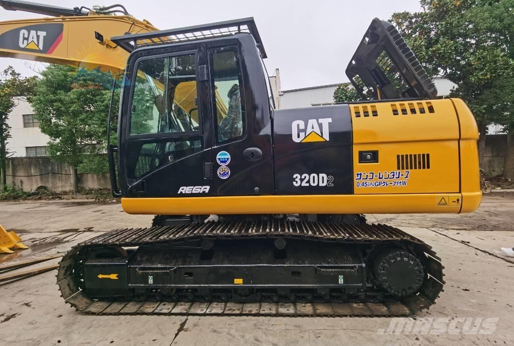 CAT 320d2 Верижен екскаватор