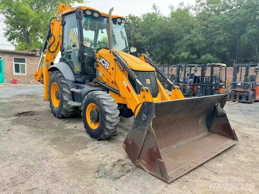 JCB 3 CX ECO Товарач със заден ексватор
