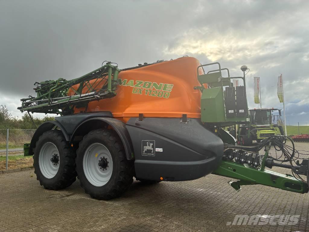 Amazone UX 11200 Прикачни пръскачки
