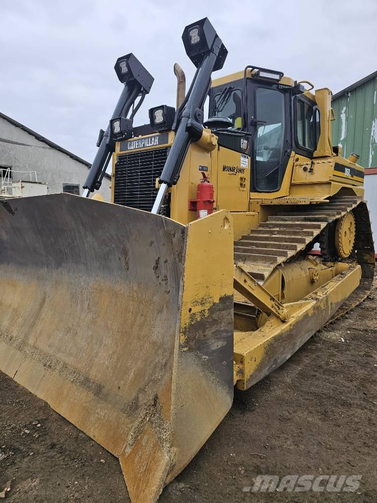 CAT D 6 R III Верижни булдозери

