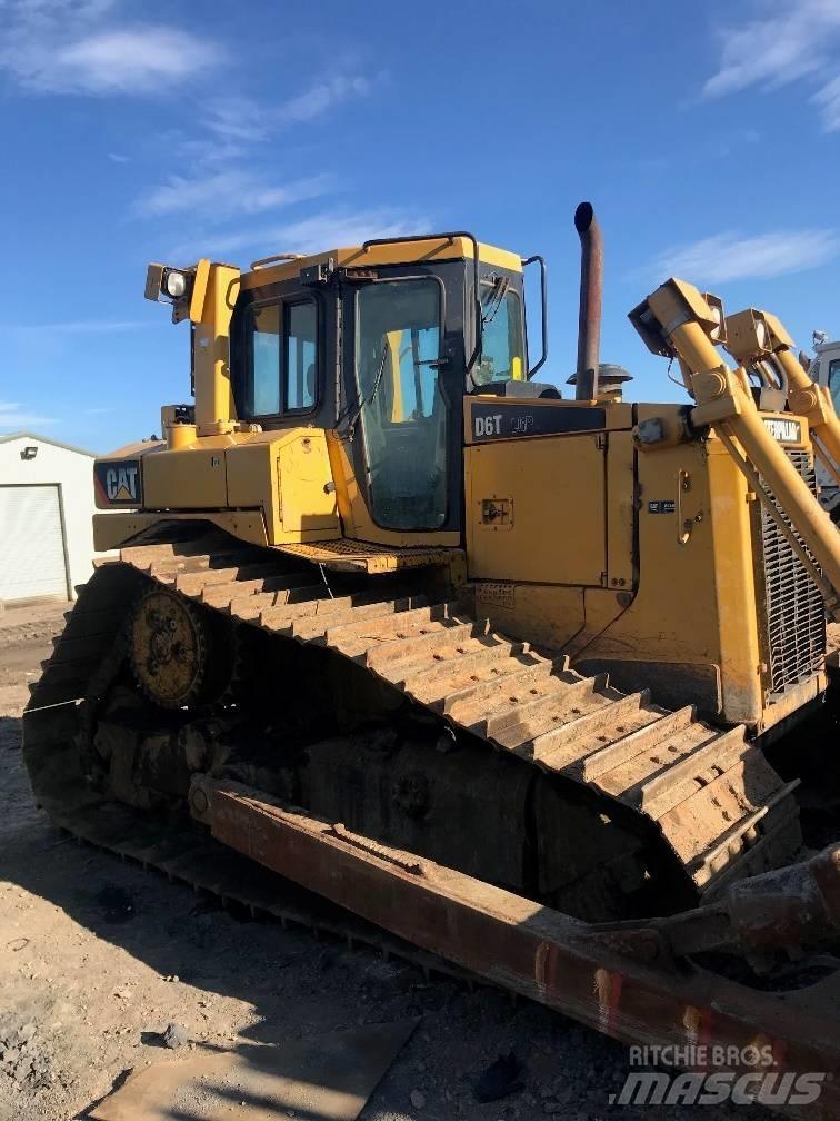 CAT D6T LGP Верижни булдозери
