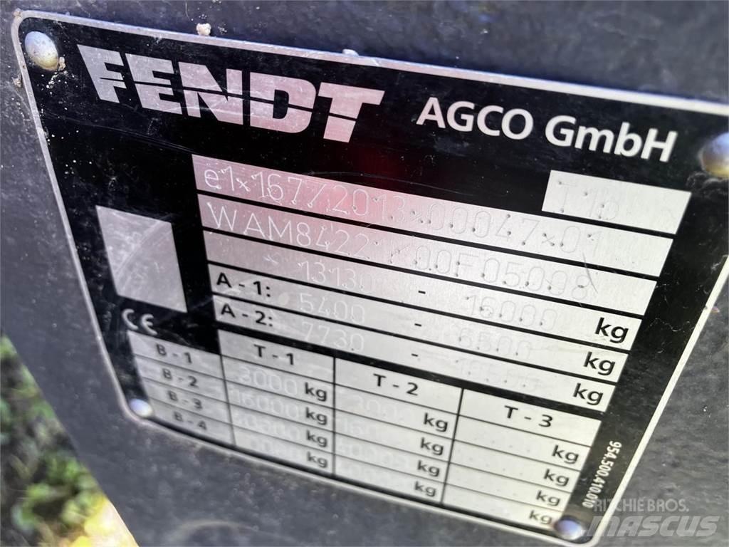 Fendt 828 Vario Трактори
