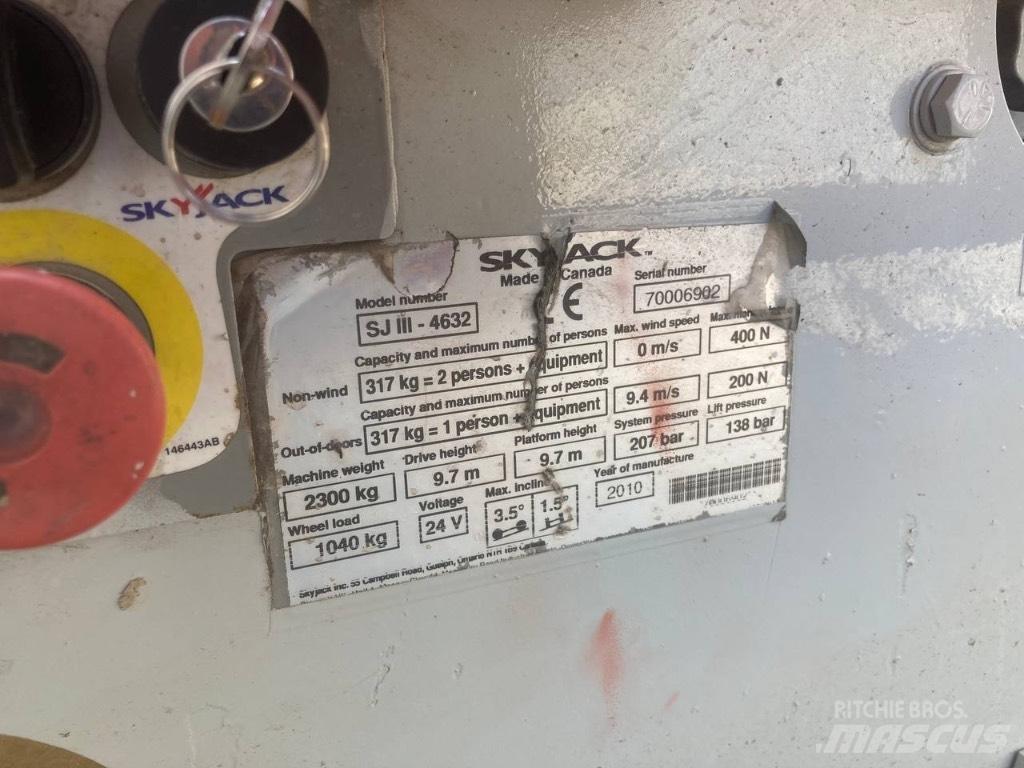 SkyJack SJ III 4632 Ножични работни платформи