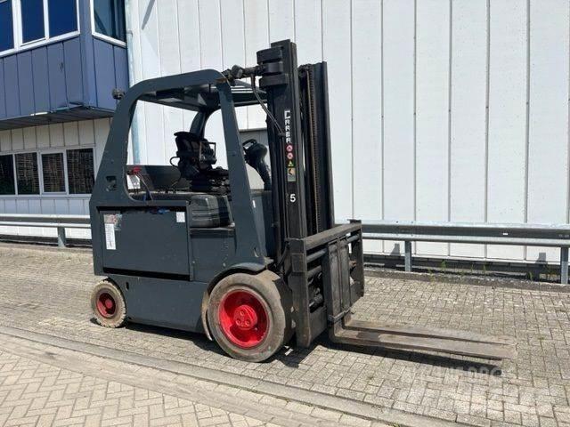 Carer Z70KN Електрически вилични кари-повдигачи
