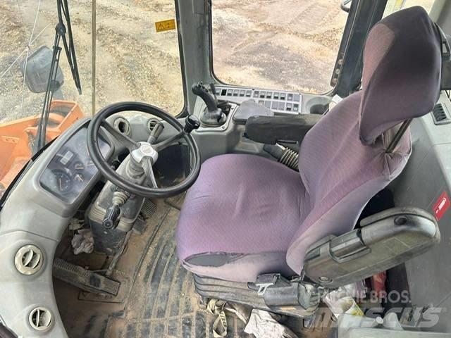 Doosan DL 300 Колесни товарачи