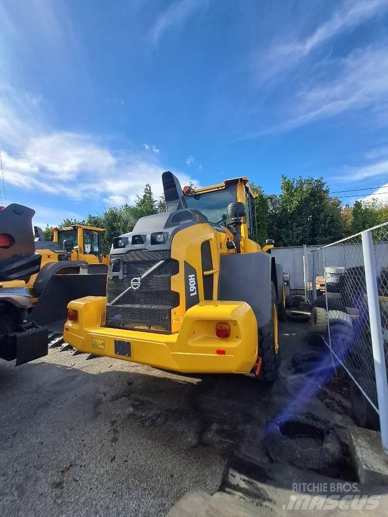 Volvo L90H Колесни товарачи