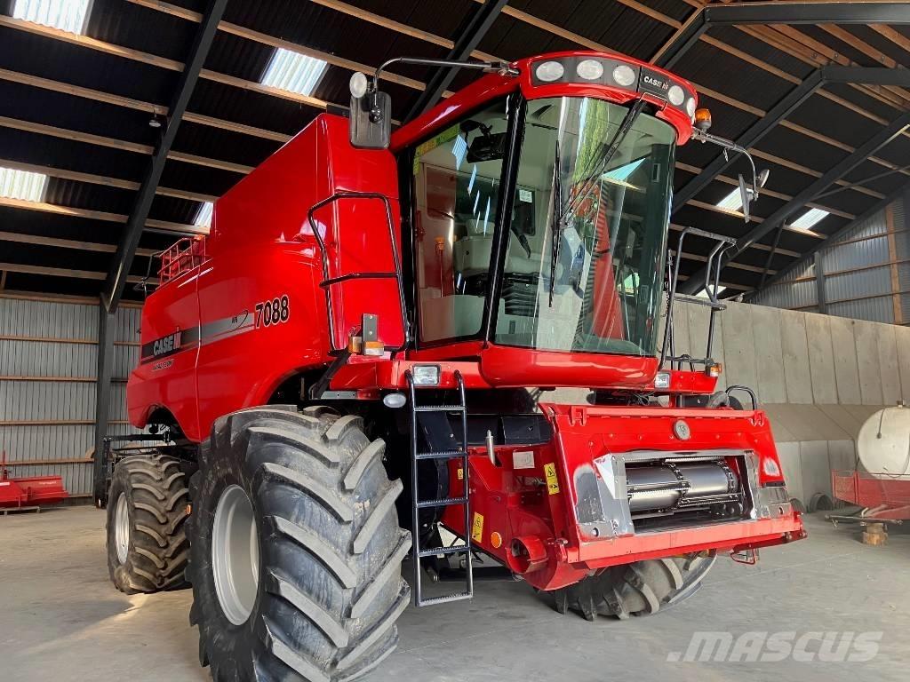 Case IH 7088 Комбайни
