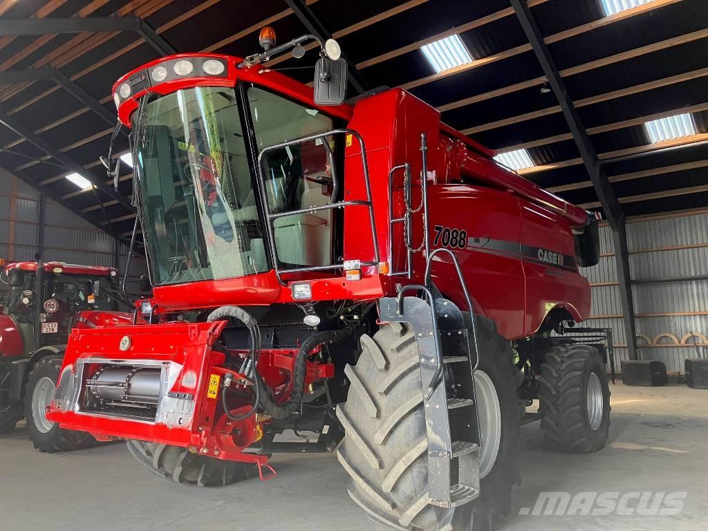 Case IH 7088 Комбайни
