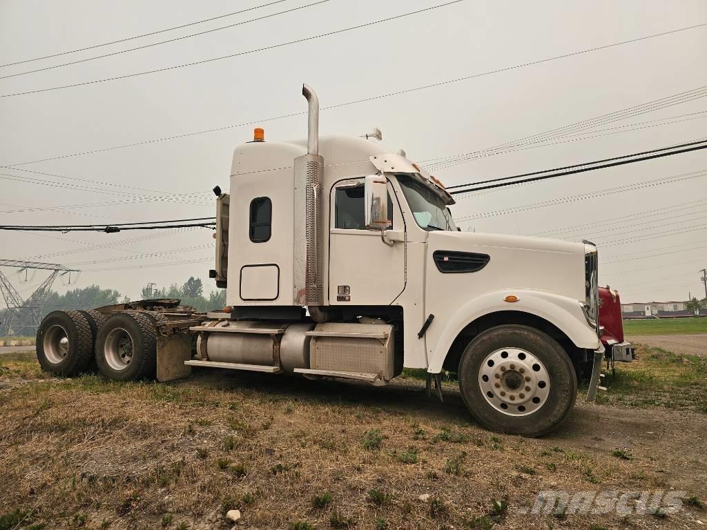 Freightliner 122 SD Влекачи