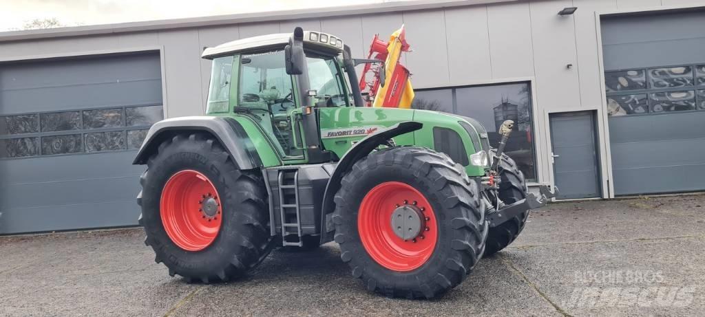 Fendt 920 Vario Трактори
