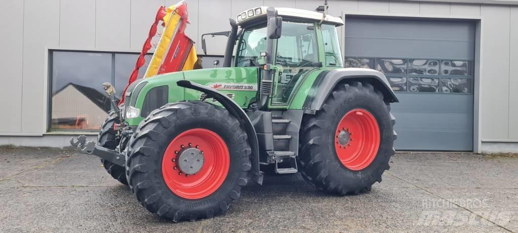 Fendt 920 Vario Трактори