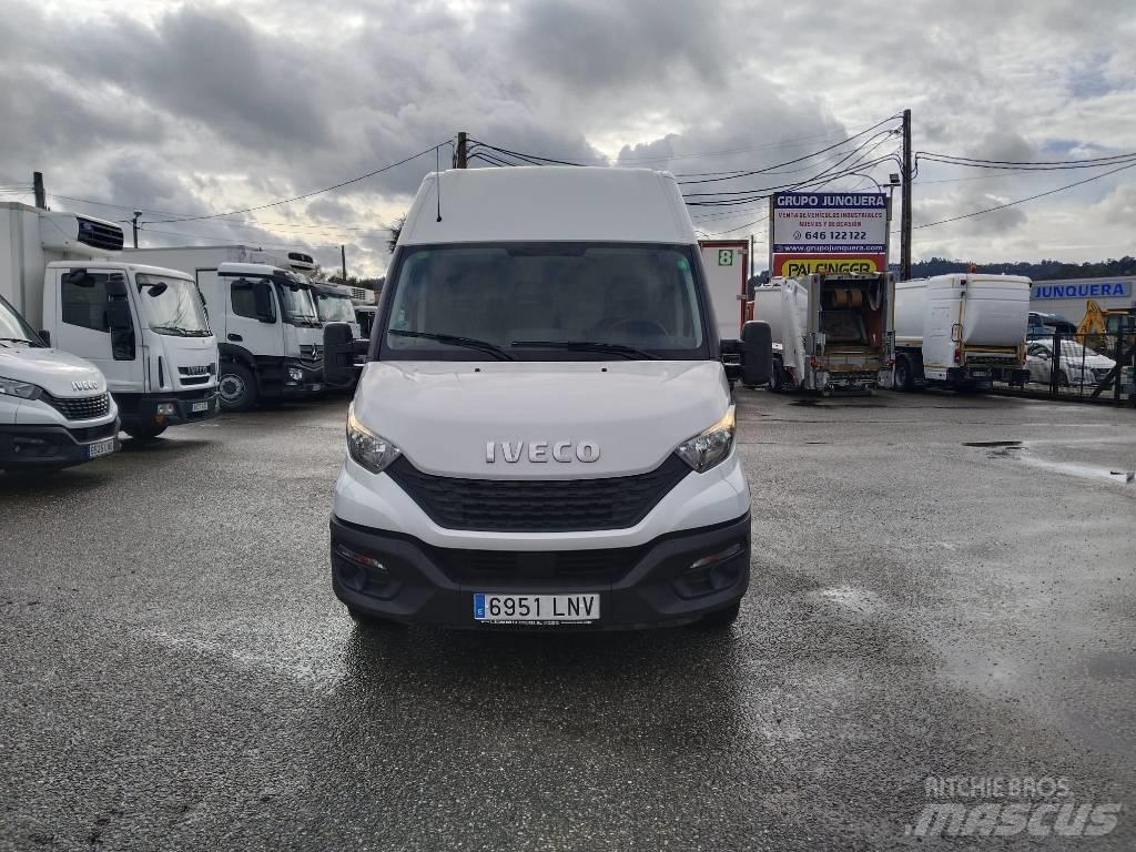 Iveco DAILY 35S16 Фургони
