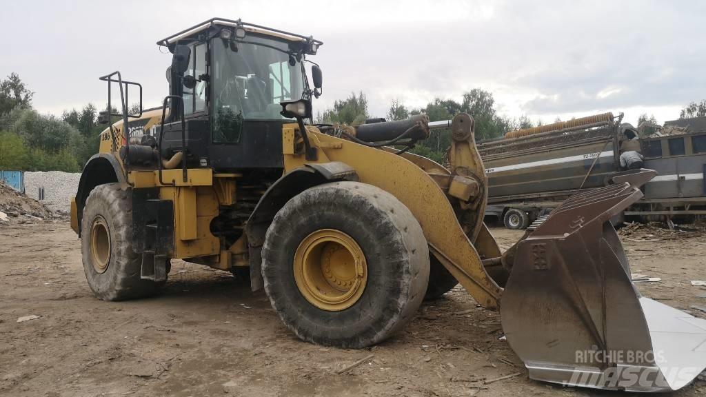 CAT 966 K Колесни товарачи