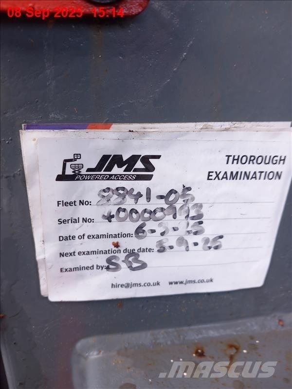 SkyJack SJ 8841 RT Ножични работни платформи