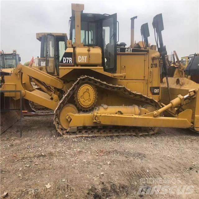 CAT D 7 R Верижни булдозери
