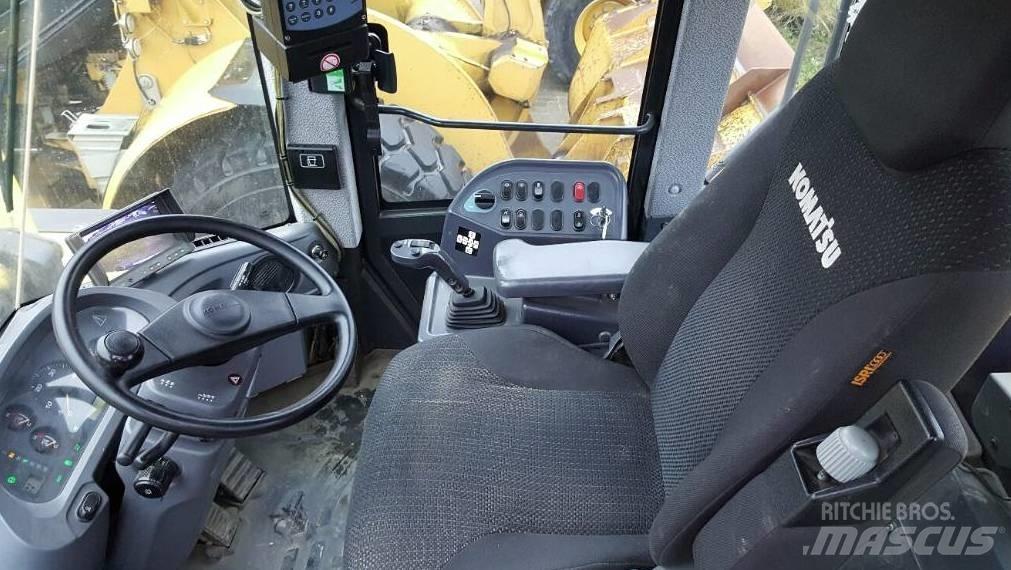 Komatsu WA470-6LC Колесни товарачи