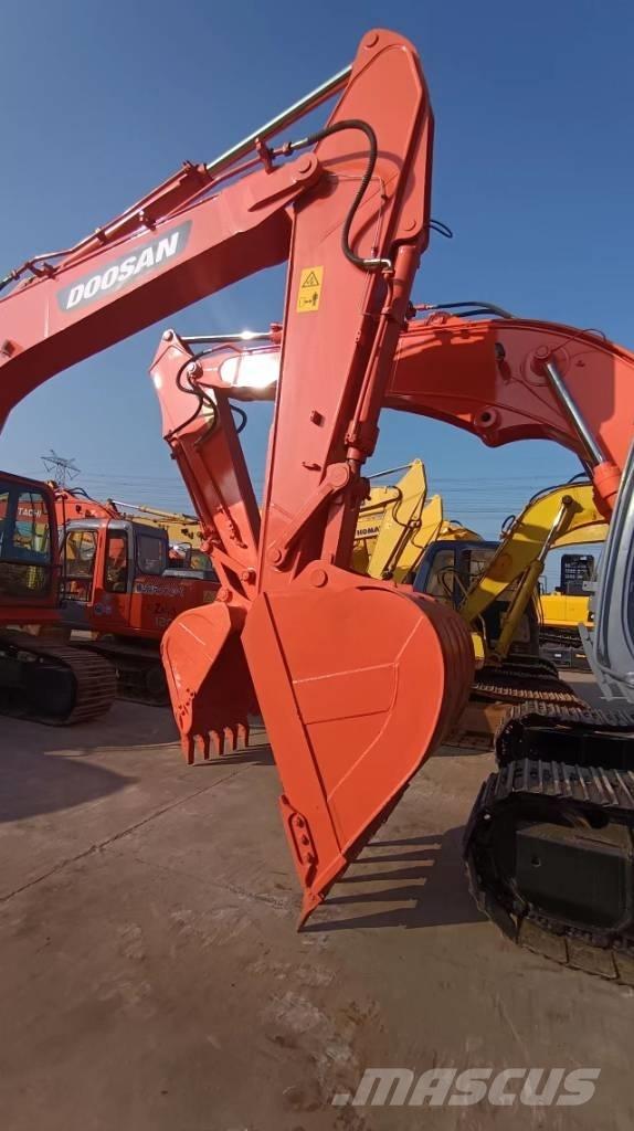 Doosan DX 300 LC Верижен екскаватор