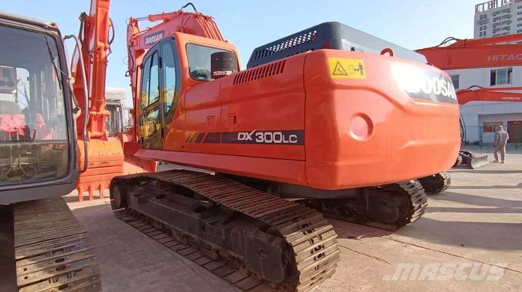 Doosan DX 300 LC Верижен екскаватор