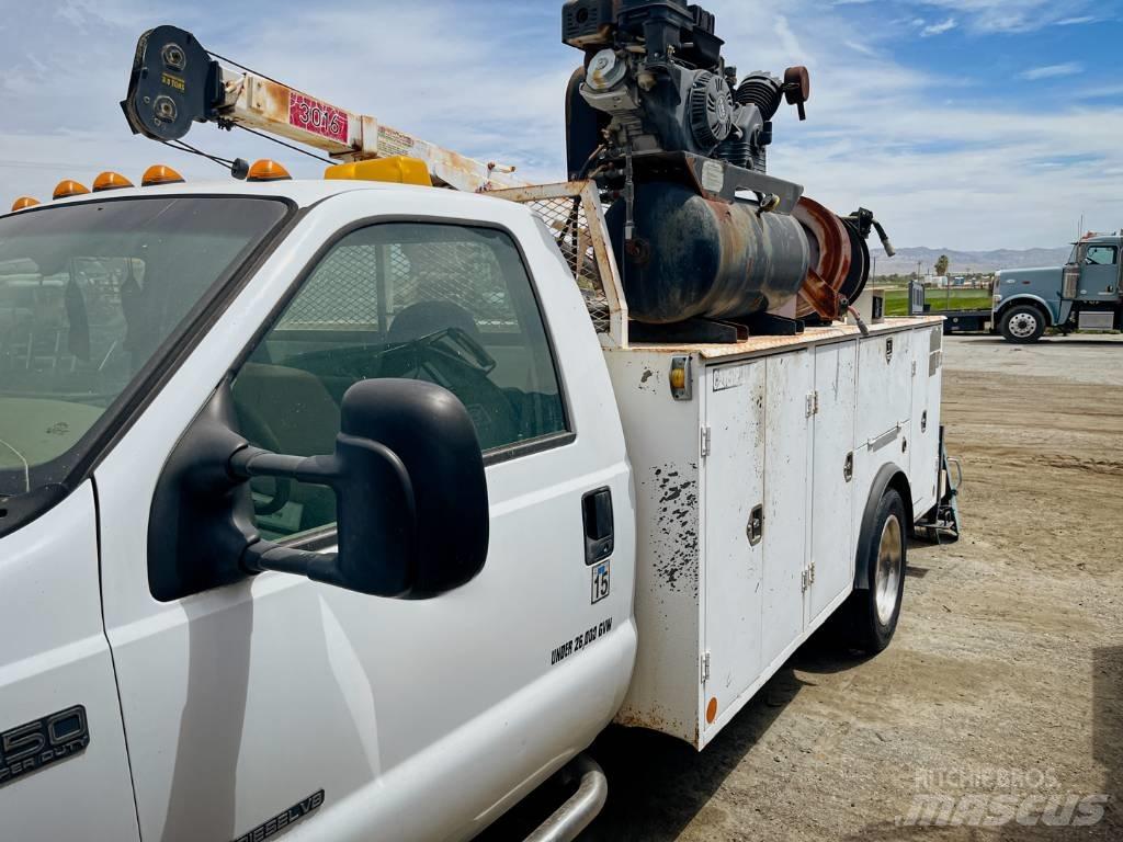 Ford F 550 SD Общински/универсални превозни средства
