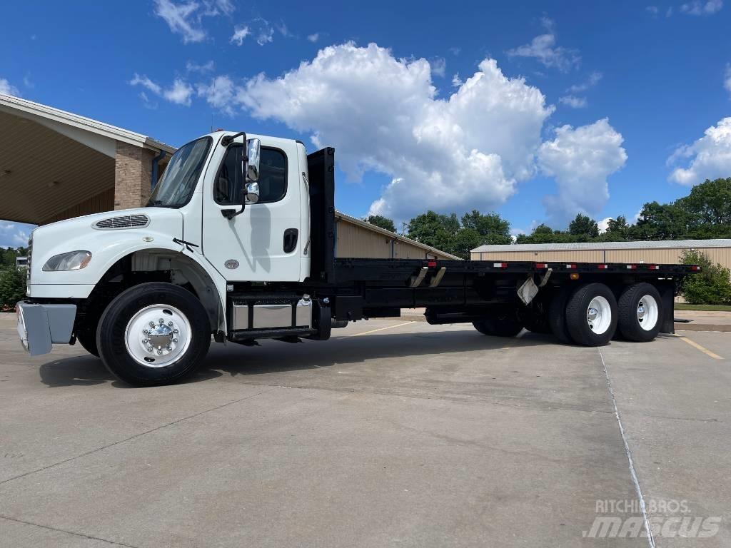 Freightliner M 106 Бордови