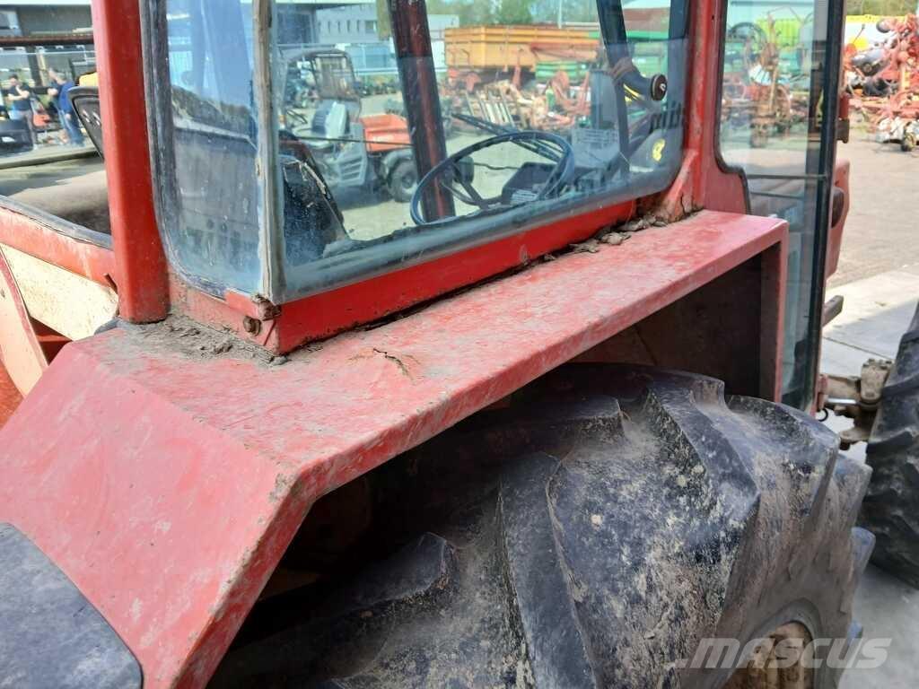 Renault 781-4 Трактори