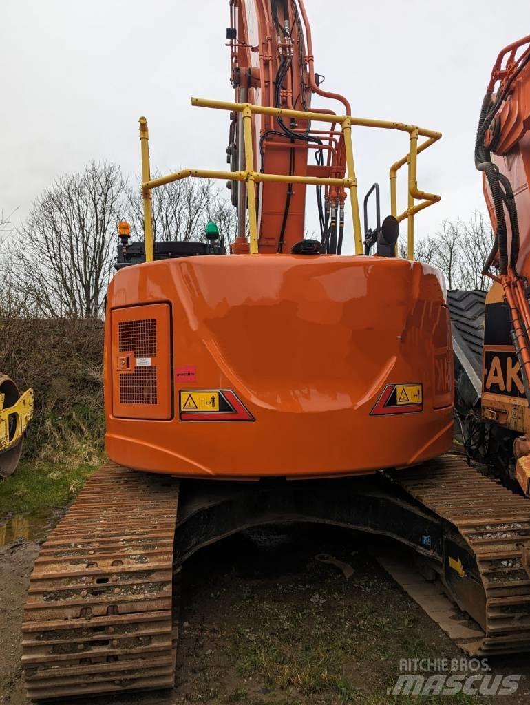 Hitachi ZX225US-7 Верижен екскаватор