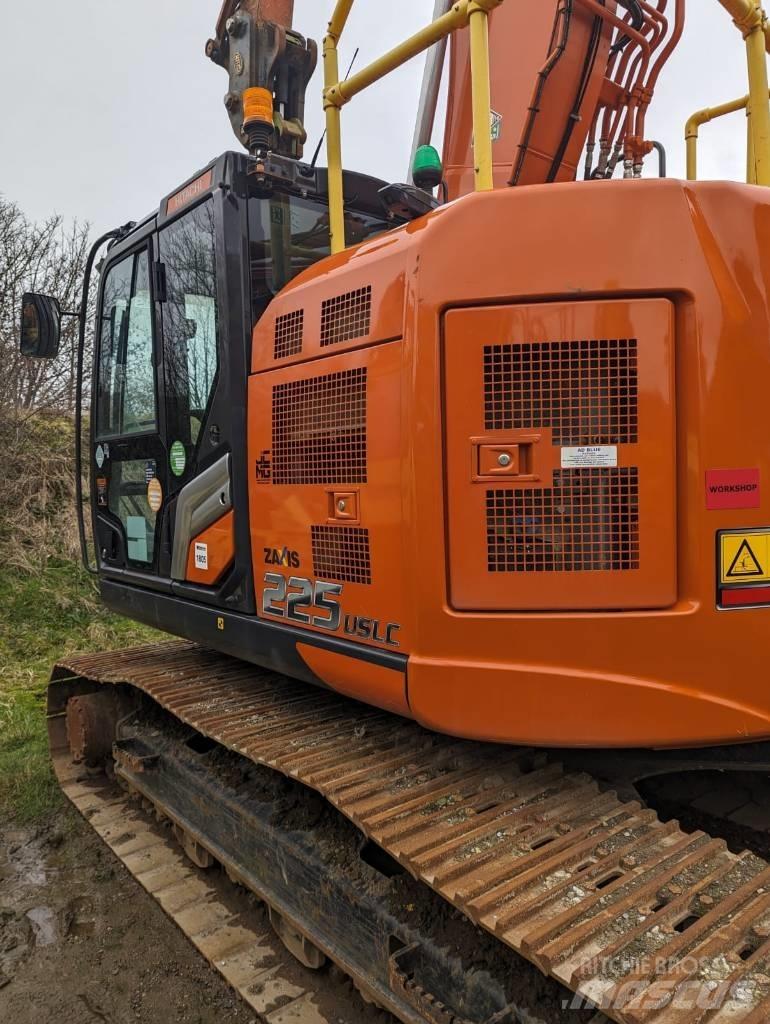 Hitachi ZX225US-7 Верижен екскаватор