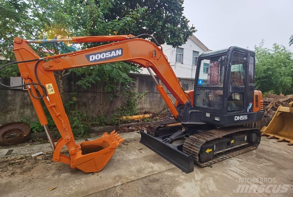 Doosan DH55 Верижен екскаватор