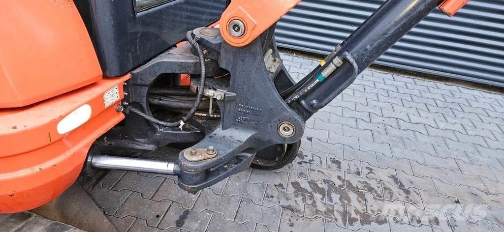 Kubota KX71-3 Мини екскаватори < 7 т