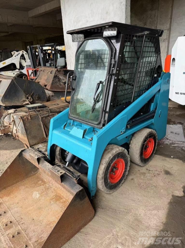 Bobcat S 70 Мини товарачи
