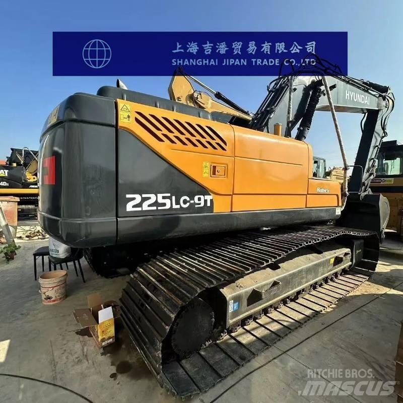 Hyundai R225 Верижен екскаватор