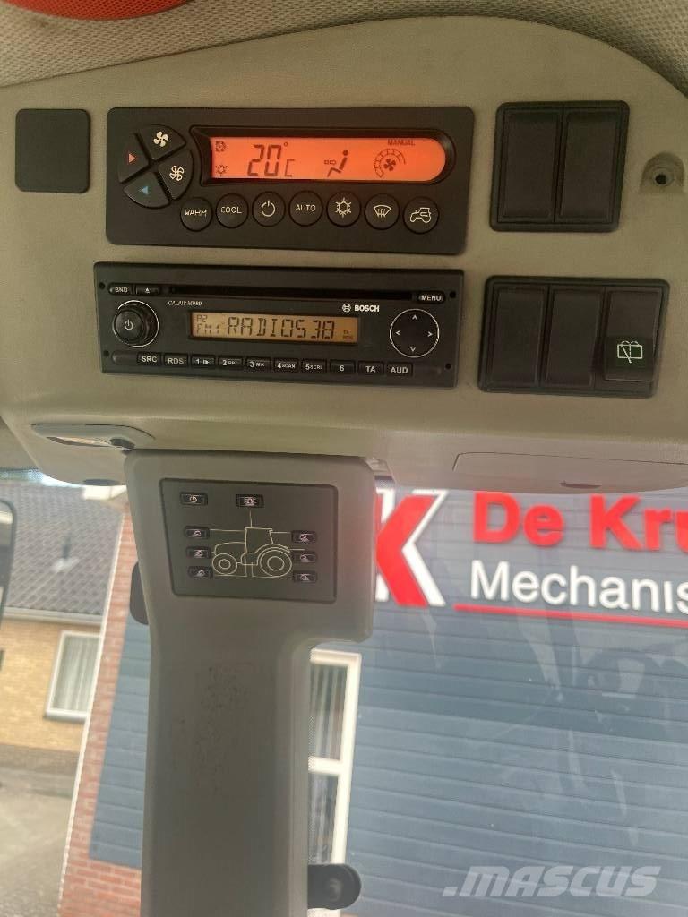 CLAAS Arion 640 Cis Трактори
