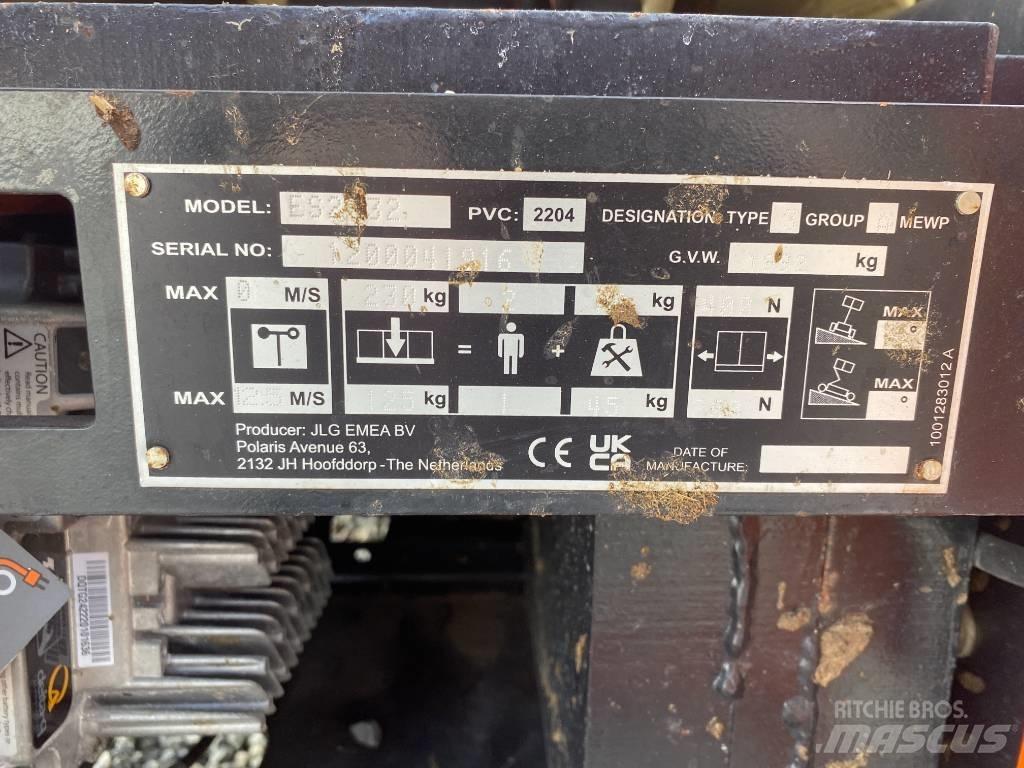 JLG ES 2632 Ножични работни платформи