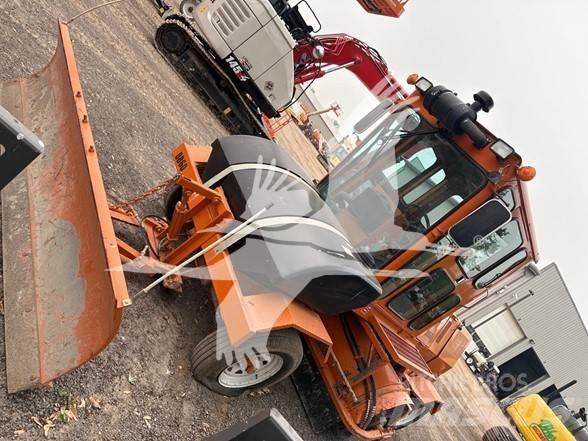 Broce RCT350 Автоматични метачки с четки