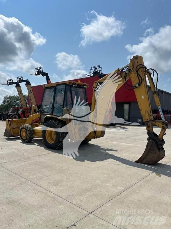 CAT 430D Товарач със заден ексватор