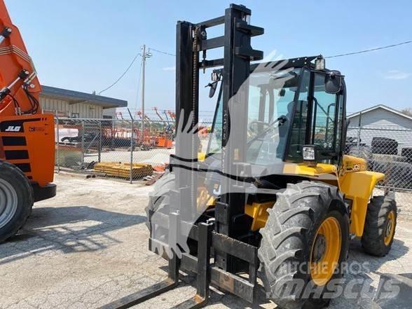 JCB 940 Камиони за херавни местности