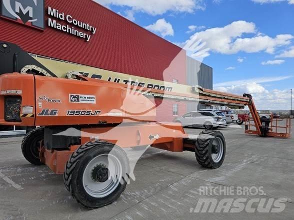 JLG 1350SJP Телескопични повдигачи
